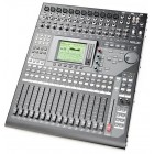 40 channel digital mixing console